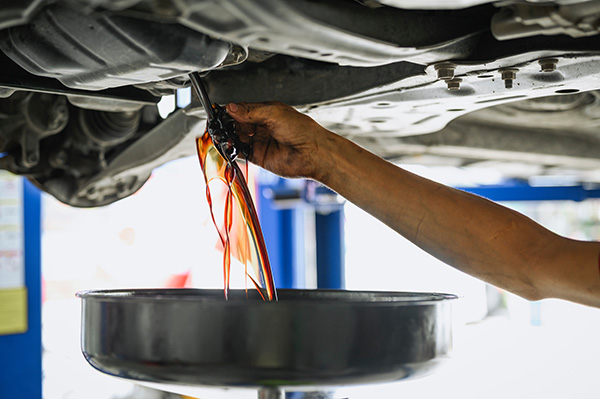 What Happens If You Don’t Change Your Car’s Oil? | Don Lee’s Tire & Auto